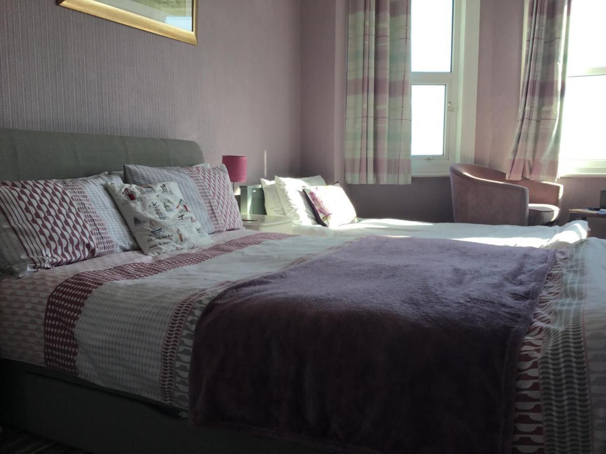 The Coventry Guest House Lowestoft Esterno foto