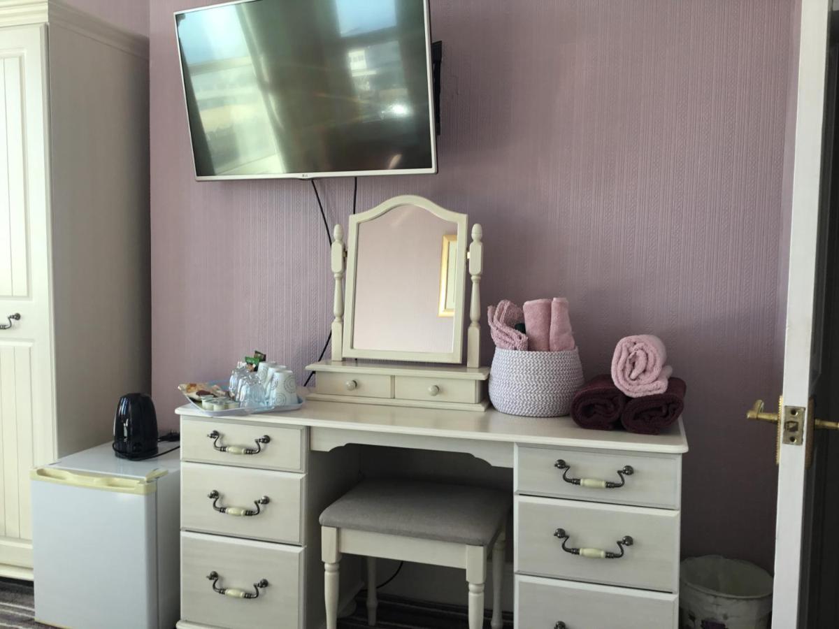 The Coventry Guest House Lowestoft Esterno foto
