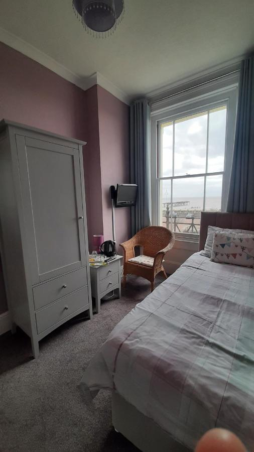 The Coventry Guest House Lowestoft Esterno foto