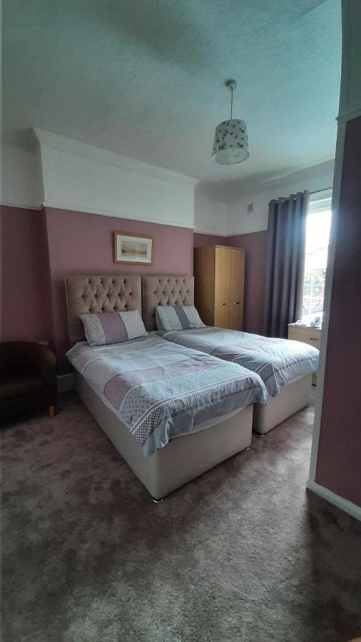 The Coventry Guest House Lowestoft Esterno foto